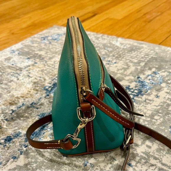 Dooney & Bourke Pebble Grain Domed Crossbody Handbag in Spearmint! - Picture 7 of 12